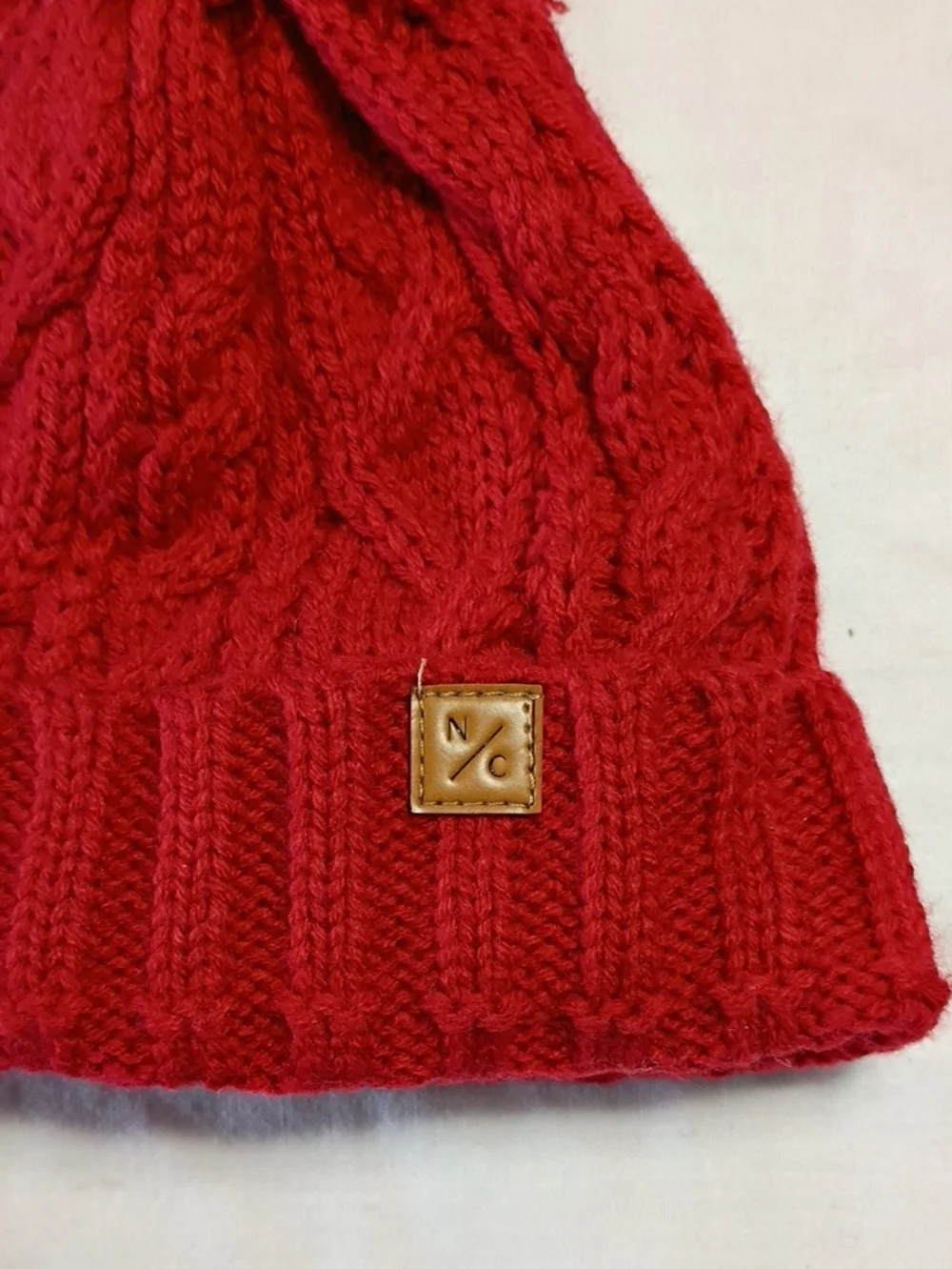 NWT Northern Classics Red Classic Pom Pom Cable Knit Beanie Sz 0-6 Month Winter